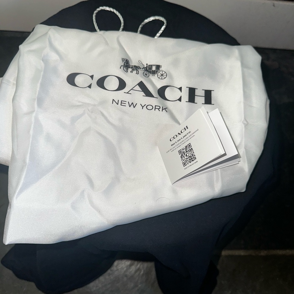 Coach Brooklyn Shoulder Bag 28 NWT - Picture 8 of 9